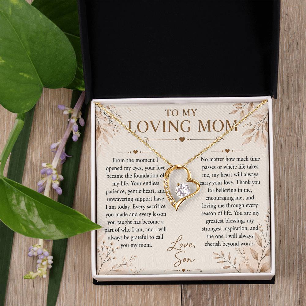 To My Loving Mom - Heart Love Neckalce